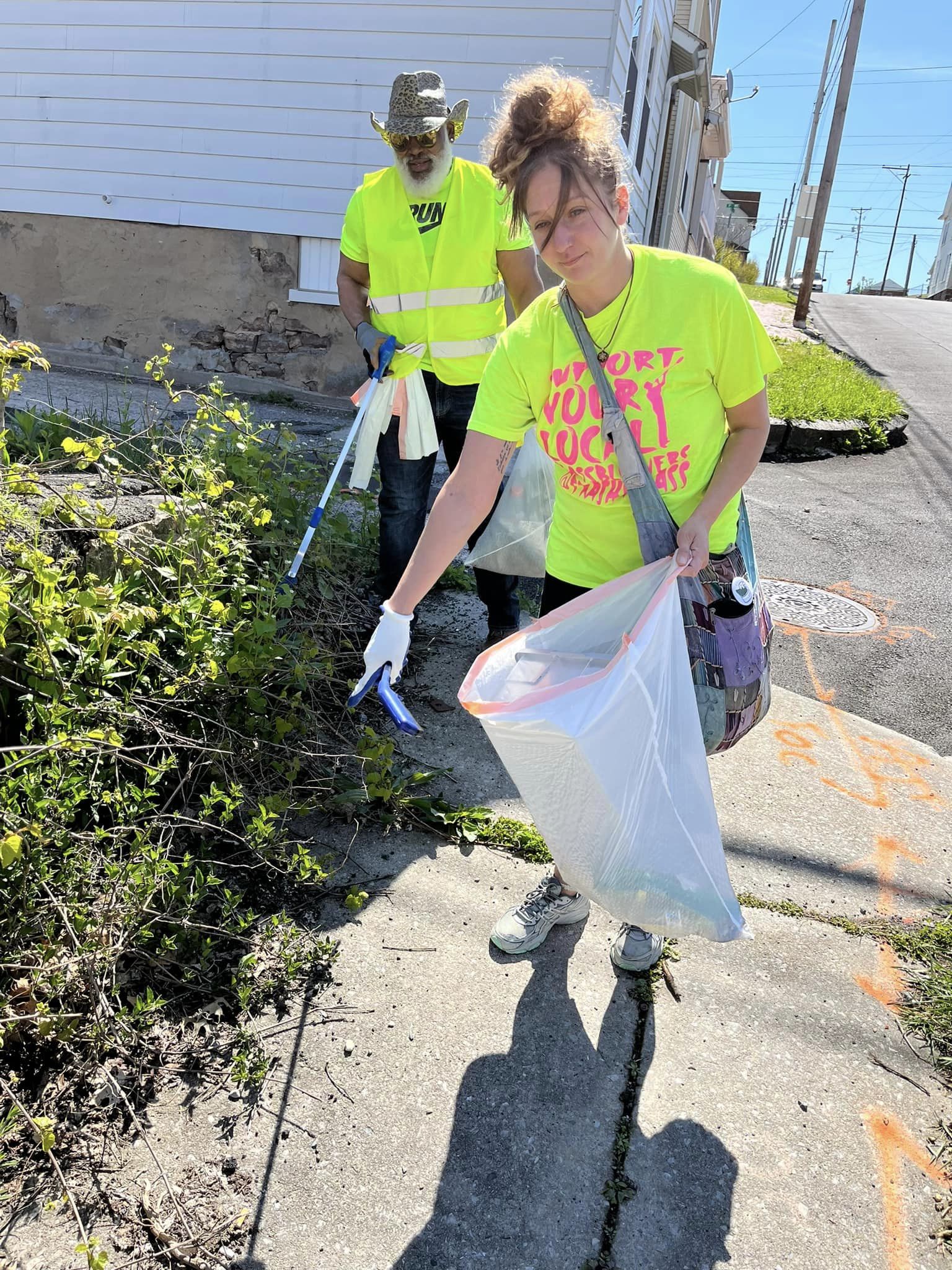 Redd Up Altoona cleanup photo